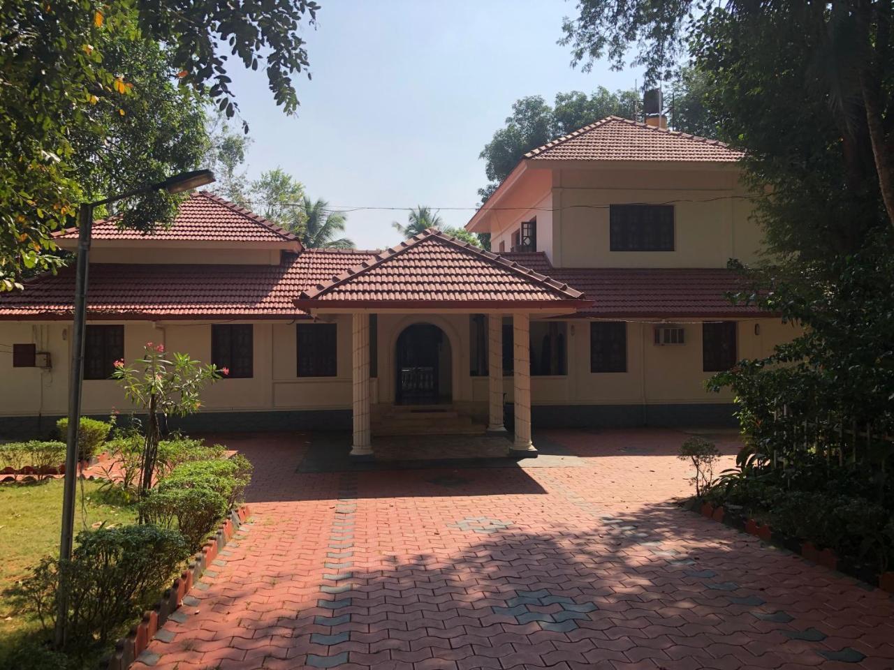 Ayuryogashram Heritage Thrissur Exteriör bild