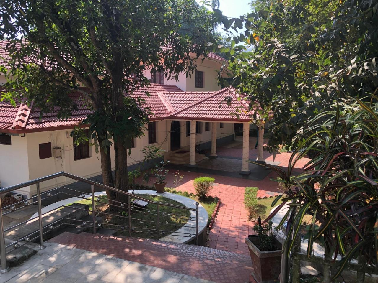 Ayuryogashram Heritage Thrissur Exteriör bild